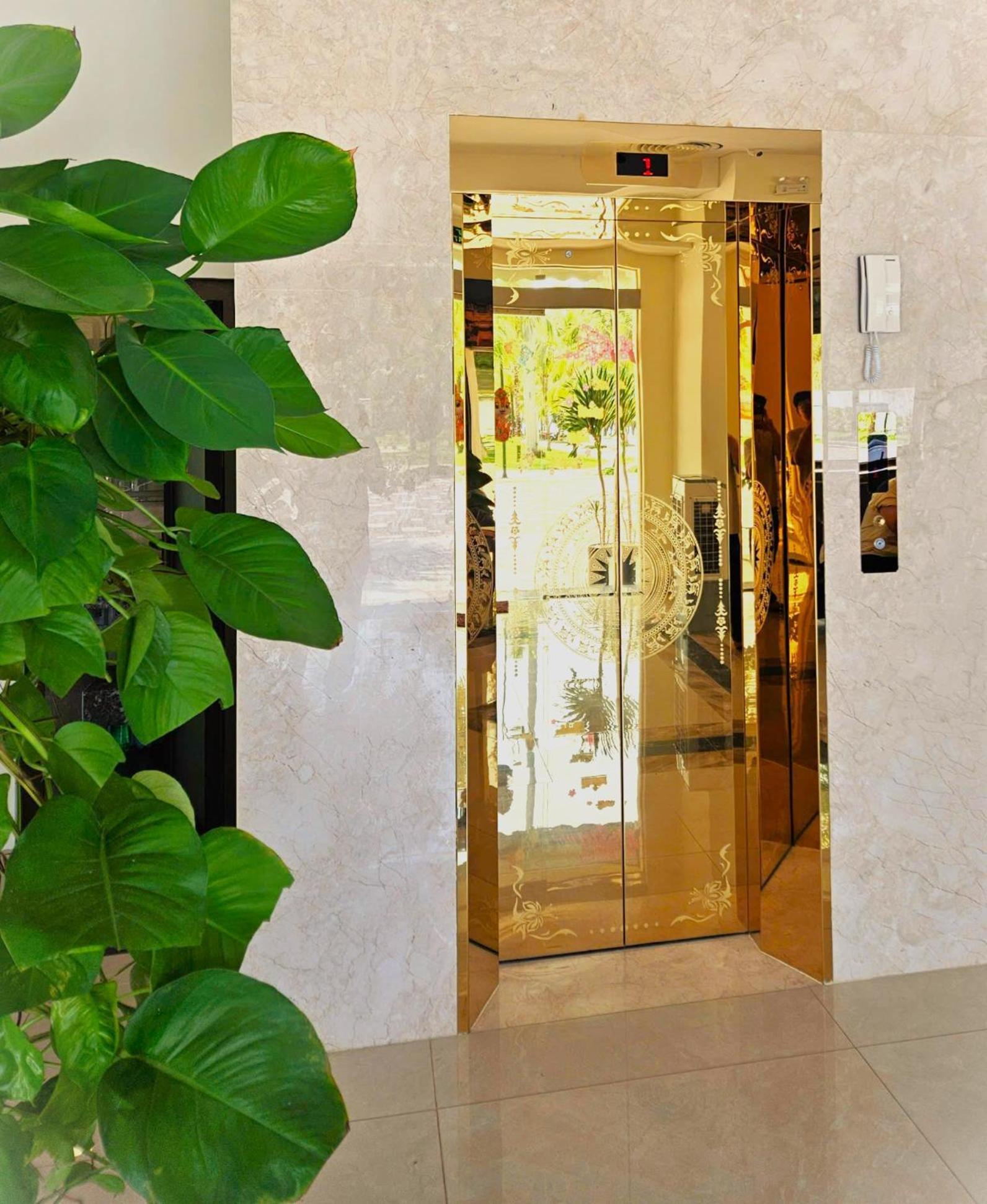 Thanh Cong Hotel 두옹 동 외부 사진